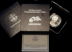 2009 Abraham Lincoln Commemorative Proof Silver Dollar