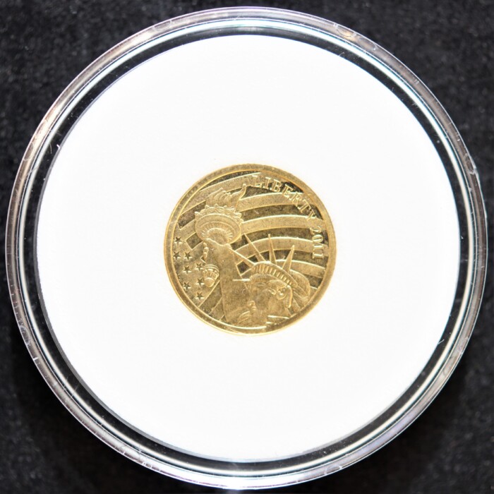 2011 Cook Island $5.00 1/10 oz .24 Pure Gold Statue Of Liberty