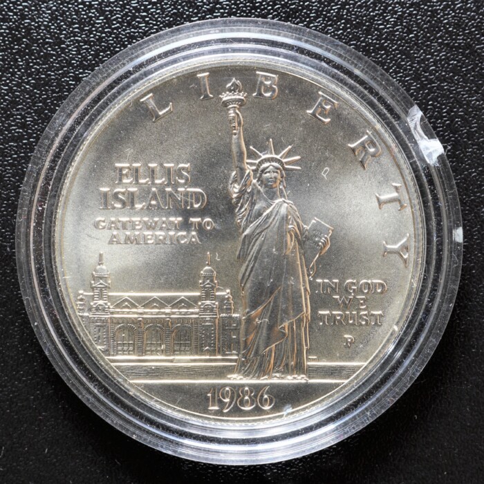 1986 Liberty Commemorative Silver Dollar