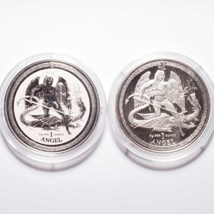 2016 Isle of Man Silver Proof and Reverse Proof 2-Coin Lot