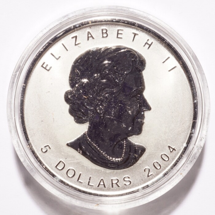 2004 Silver Canadian Maple Leaf $5 Reverse Proof Leo Privy - Image 2