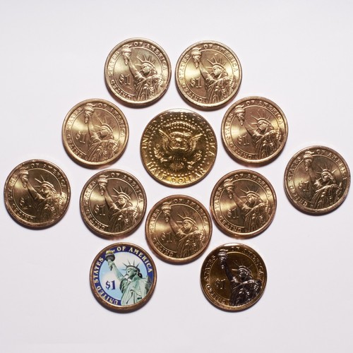 Colorized Dollars and Half Dollar 12-Coin Collector's Lot - Image 2